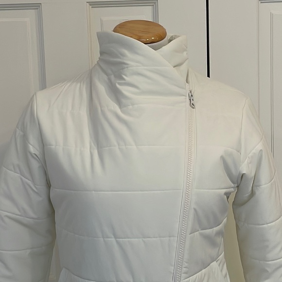 NEW BALANCE - DETERMINATION FLX JACKET - Picture 2 of 9